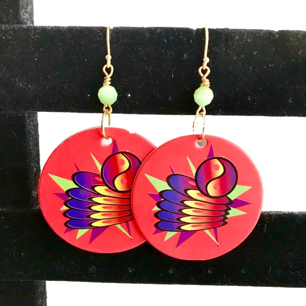 💄Boutique Vintage Handmade POG Earrings Set